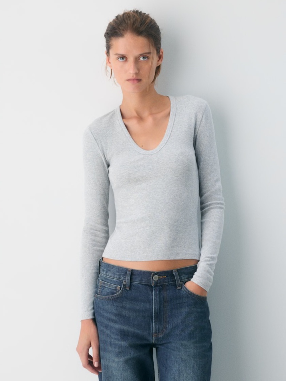 Aritzia HomeStretch Rib V-Neck Longsleeve